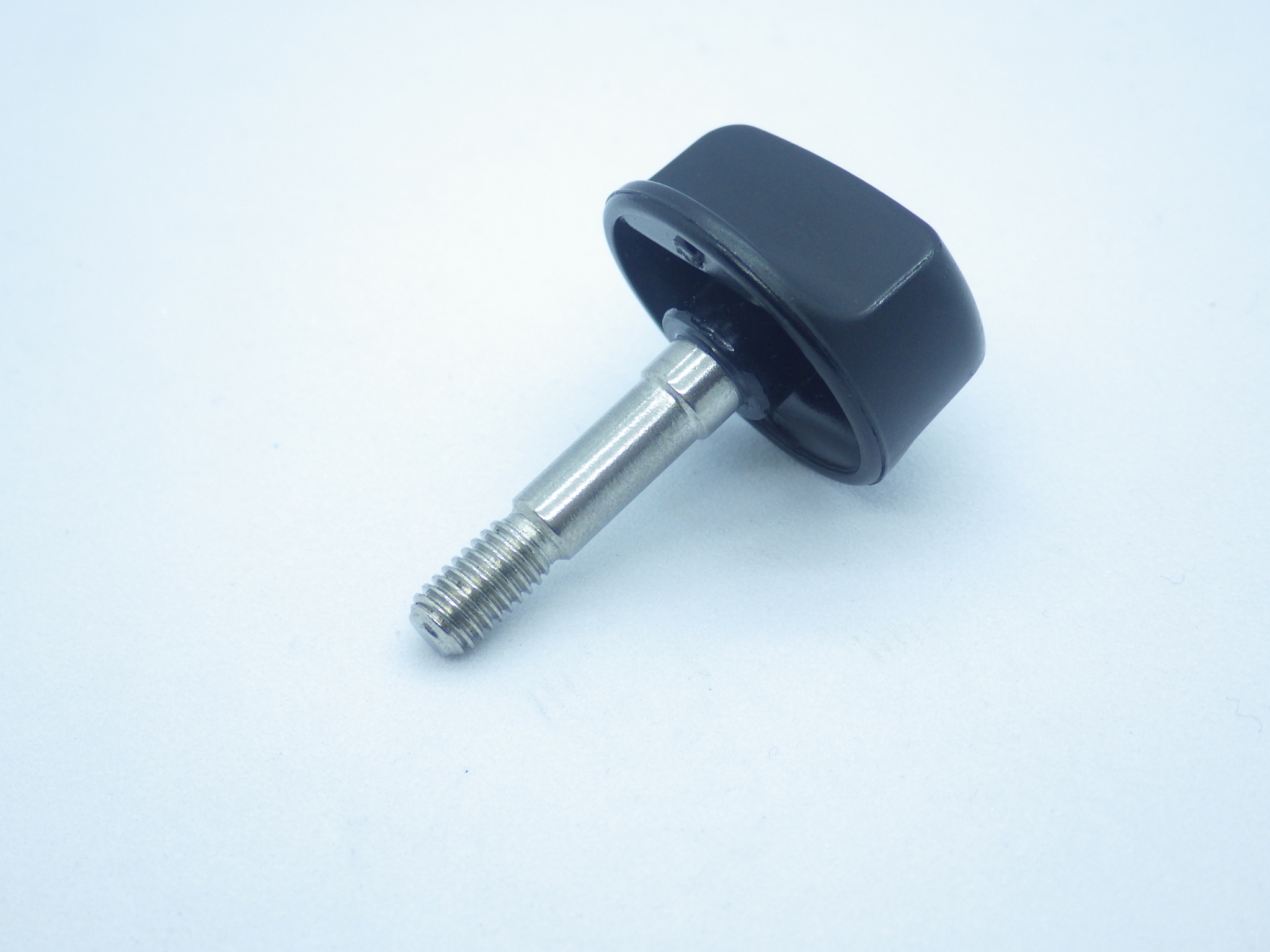 樹脂ハンドルネジM5×24,S=9